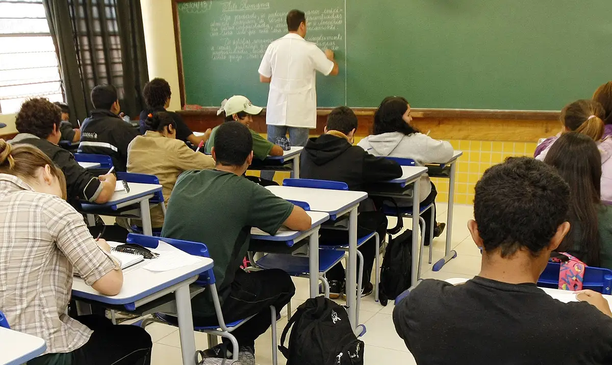 Seed-PR amplia inscrições para escolas bilíngues até sexta-feira