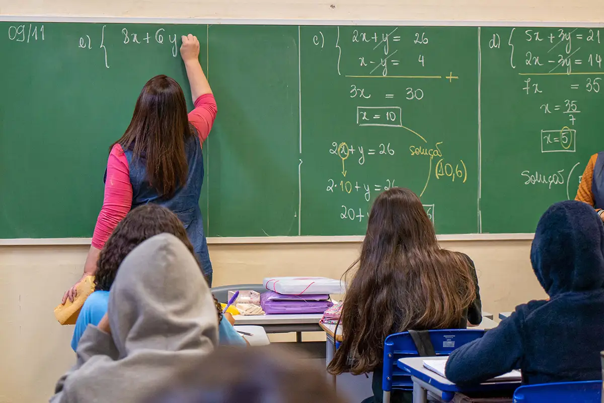 Seed-PR prorroga inscrições do PSS para professores até quinta-feira