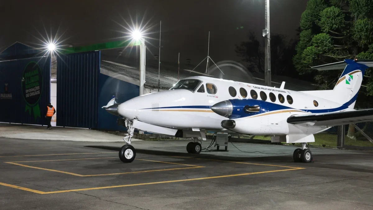 avião gov pr