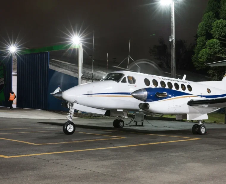 avião gov pr