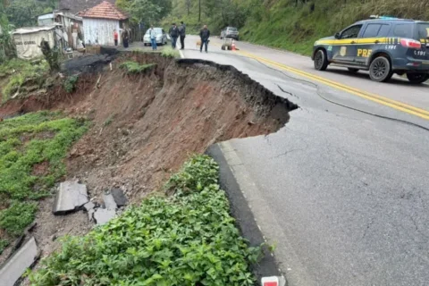 chuva estrada prf