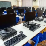 escola estadual sala computadores