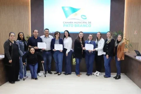 Escolas de Pato Branco recebem homenagem pelo IDEB 2025