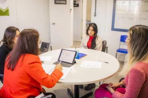 universidades estaduais atendimento jurídico gratuito