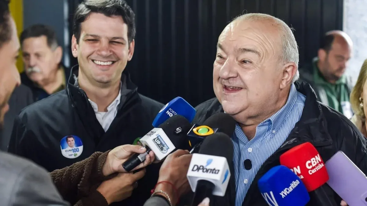 Greca votando curitiba