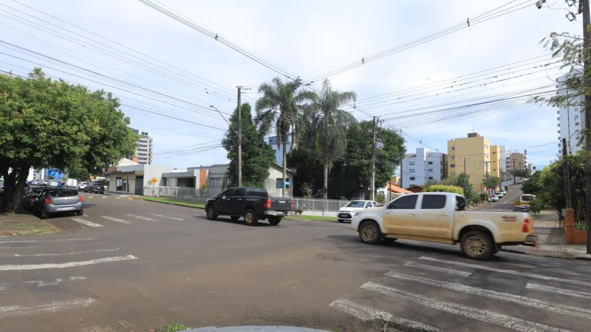Rua Itacolomi x Itapuã