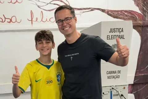deltan votando curitiba