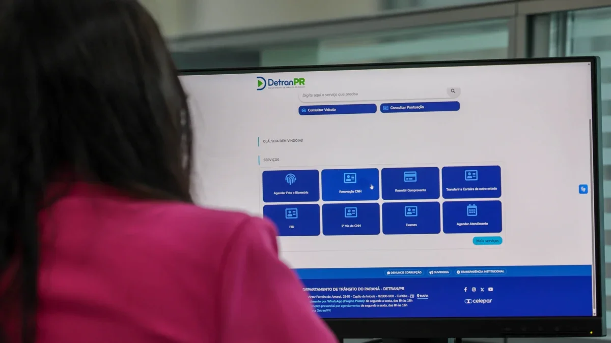 Detran-PR moderniza processos para obtenção da CNH