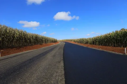 obra asfalto Teolândia
